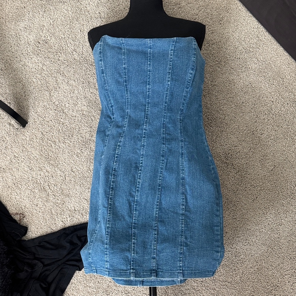 Haute Monde Blue Strapless Dress